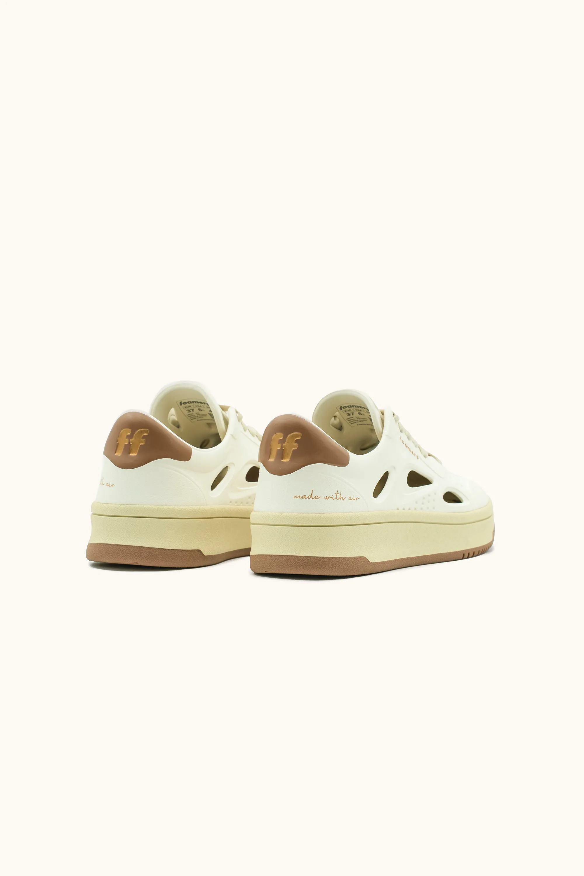 ⚤ Sneakers Foamers ICON OFF WHITE/TAUPE - F2006