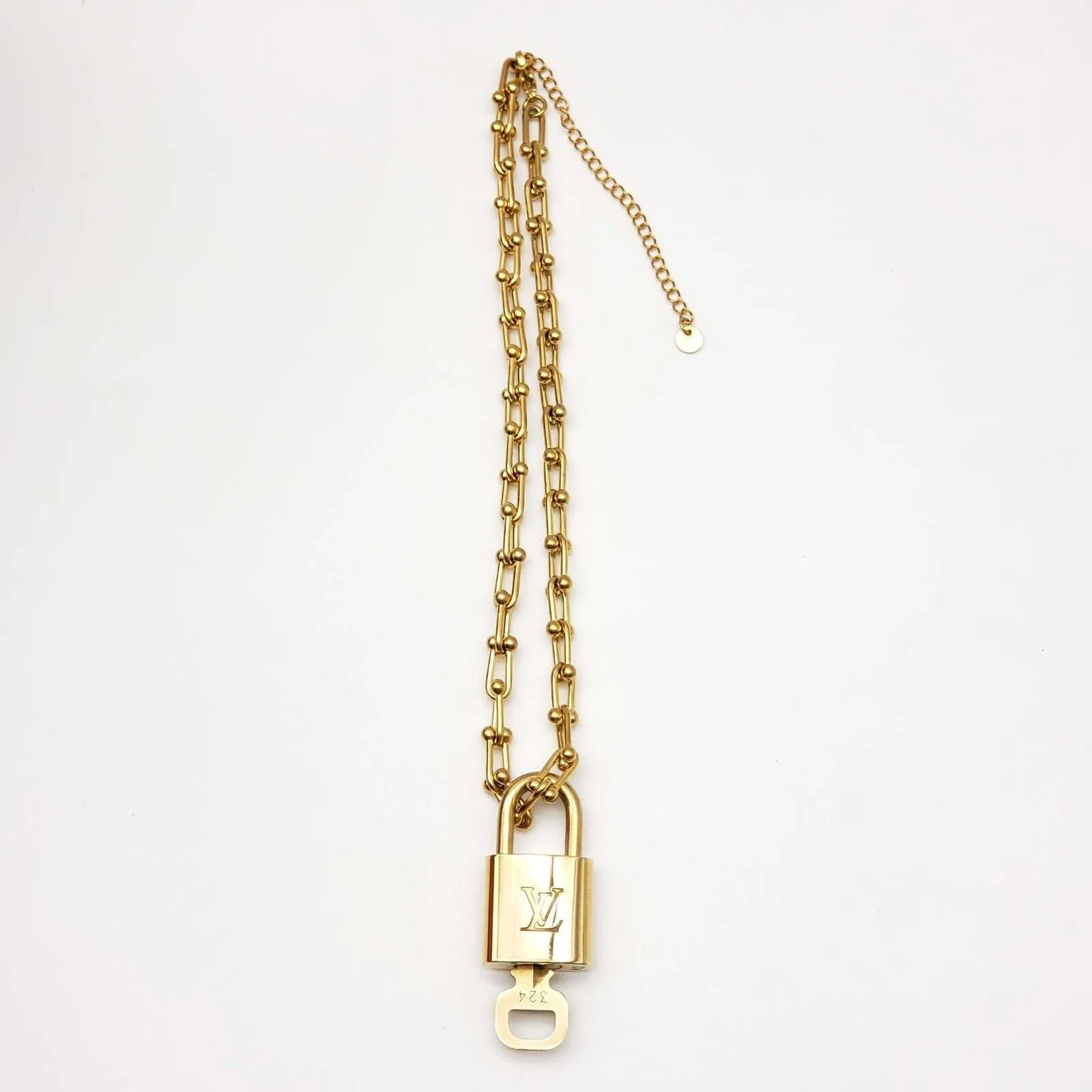 100% Auth Louis Vuitton Lock & Key with Unbranded Gold Plated Chain Necklace