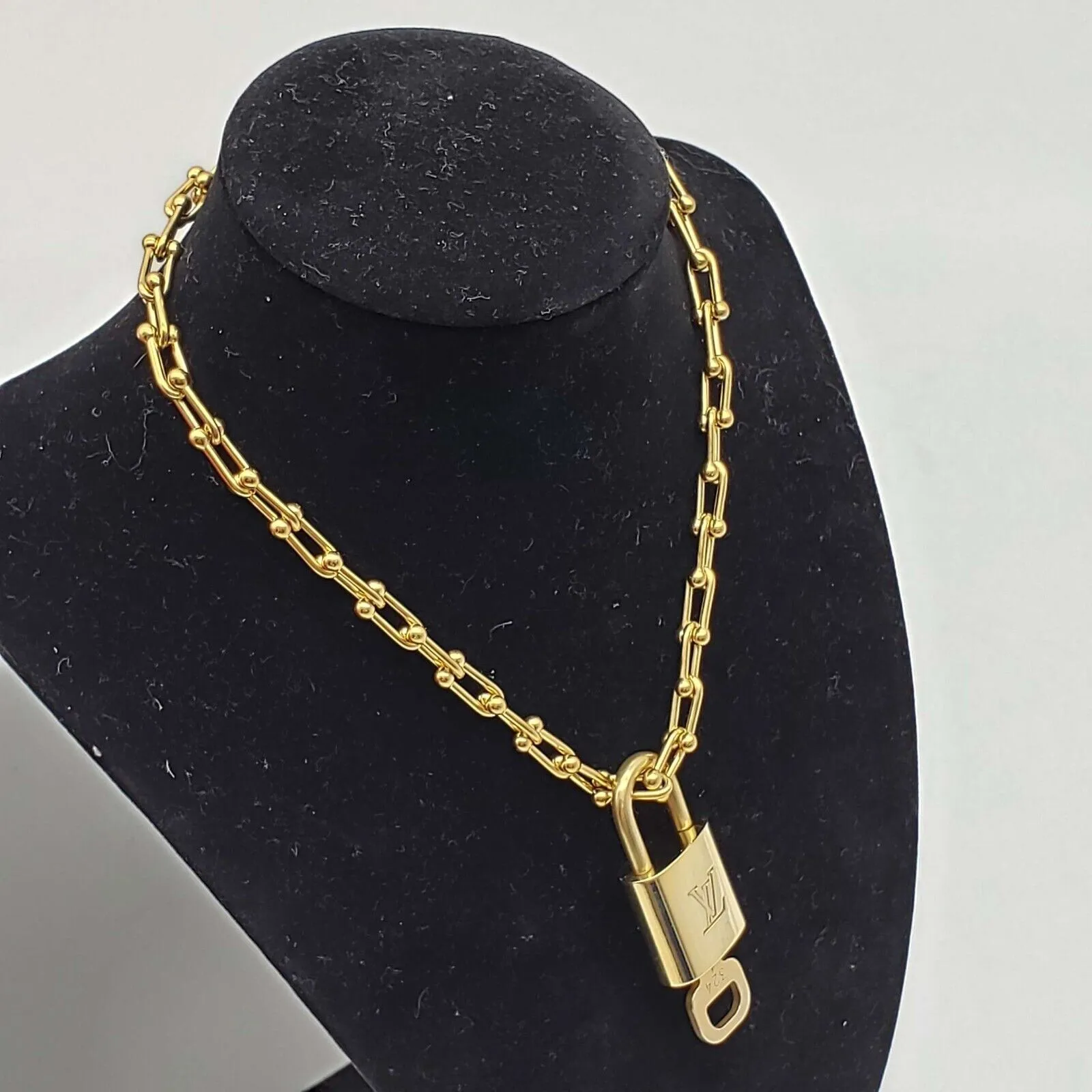 100% Auth Louis Vuitton Lock & Key with Unbranded Gold Plated Chain Necklace