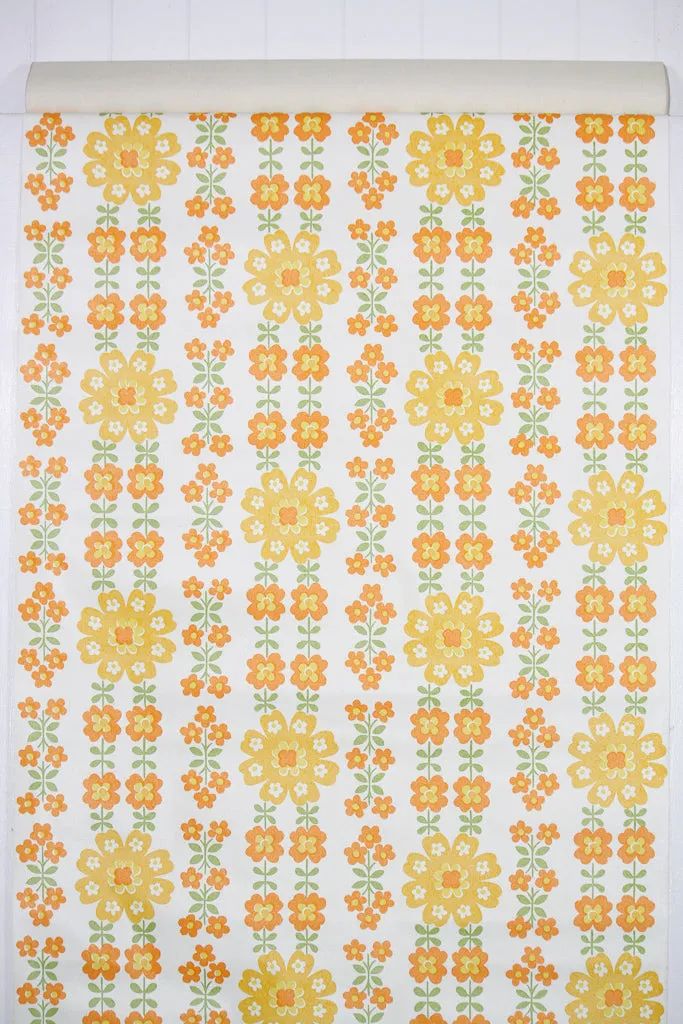 1970s Vinyl Floral Vintage Wallpaper