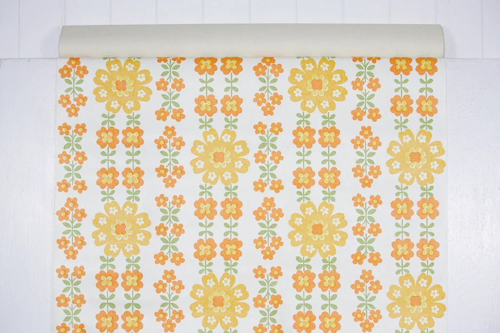 1970s Vinyl Floral Vintage Wallpaper