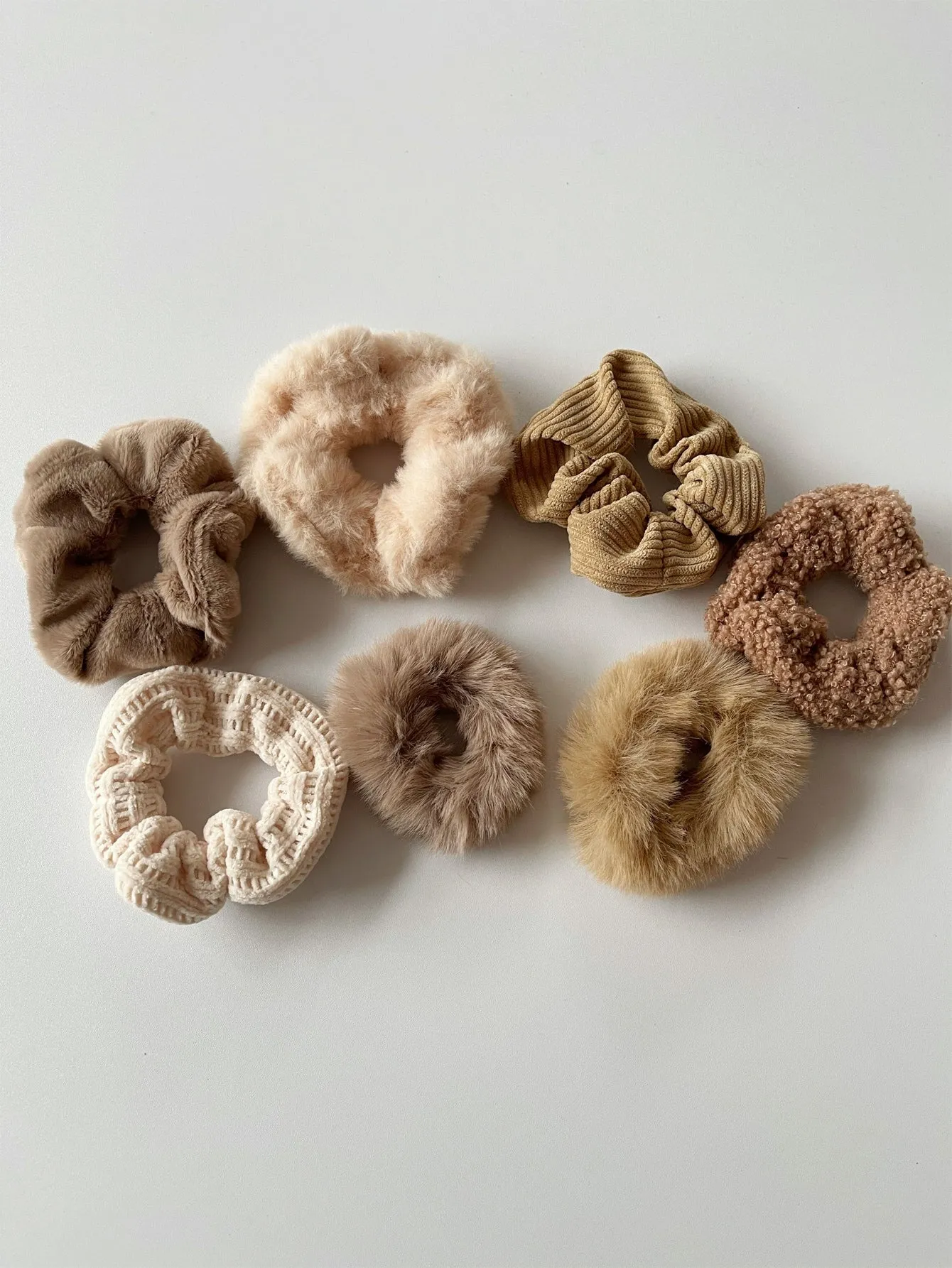 7pcs Solid Fuzzy Hair Tie - Khaki