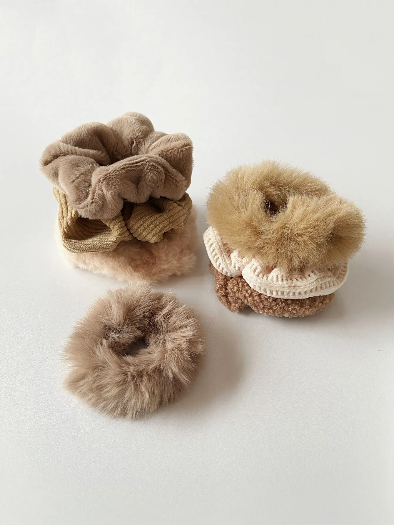 7pcs Solid Fuzzy Hair Tie - Khaki