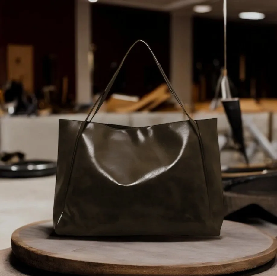 Ade - Vintage Leather Bags