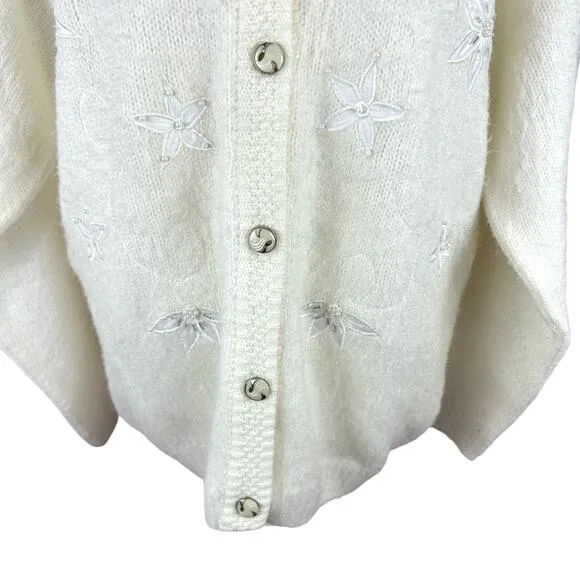 American Vintage Cardigan Sweater XL White Holiday Christmas Classic Grandmacore
