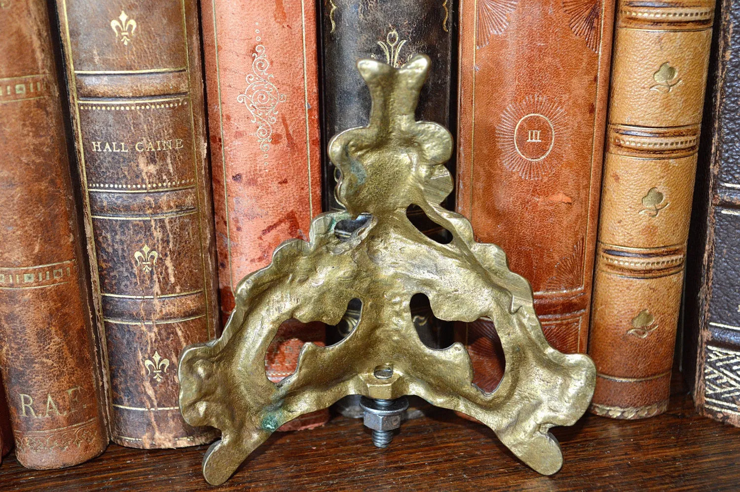 Antique French Small Pediment Trim Mount Hardware