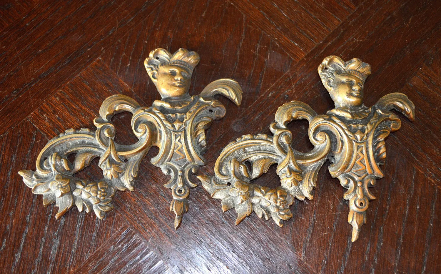 Antique Frenchman Pediment Bronze Renaissance Mount Hardware