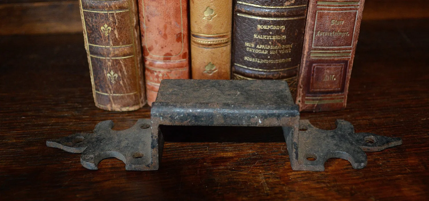Antique Trunk Pull Cast Iron Fleur De Lis Heavy Handle Hardware