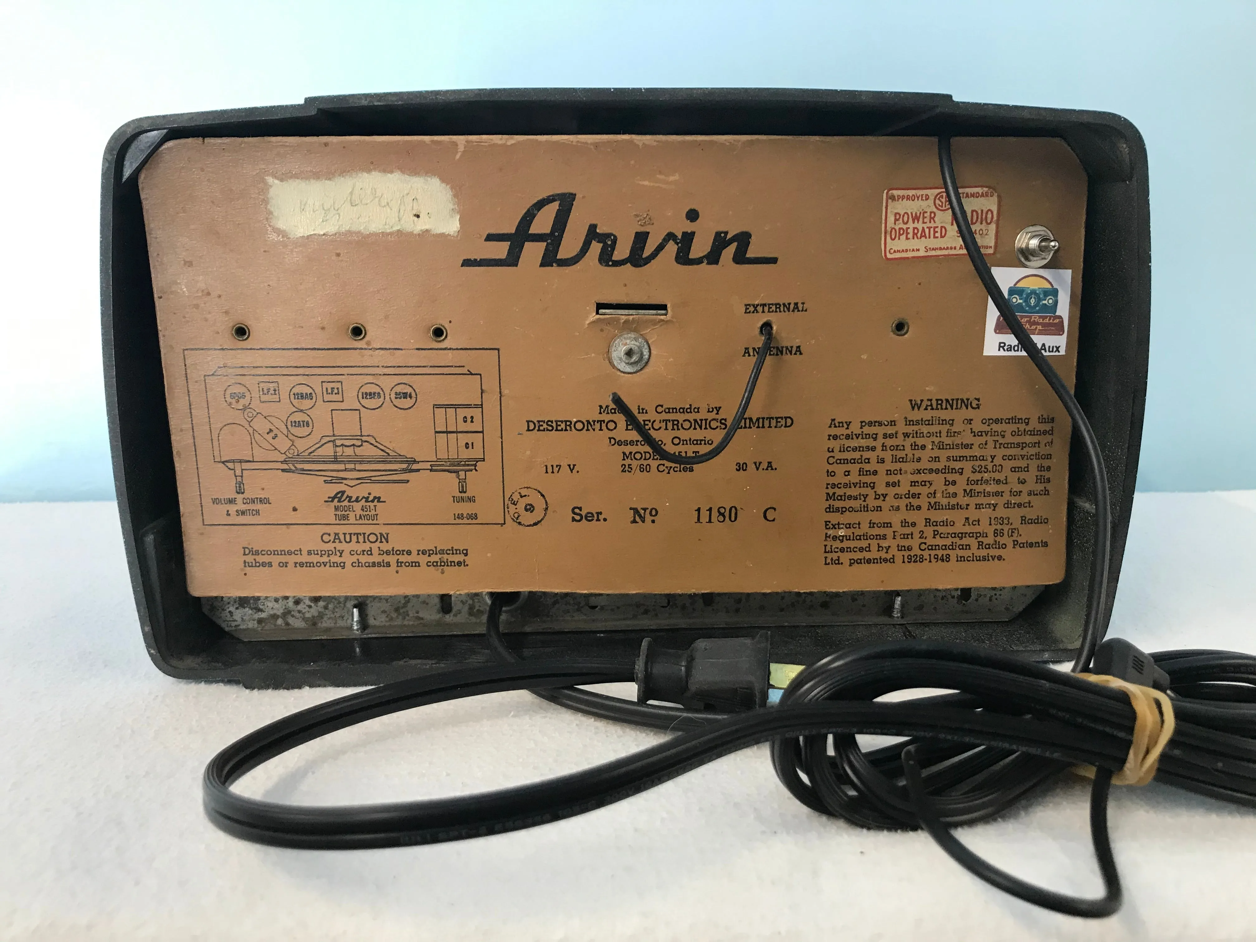 Arvin 451T Tube Radio With Bluetooth input.