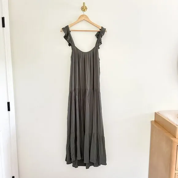 BB Dakota Tiered Ruffled Sleeveless Scoop Neck Maxi Maternity Dress Green L