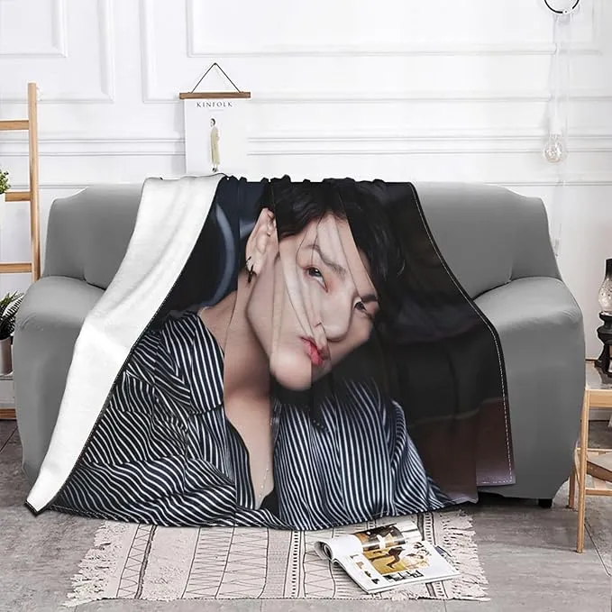 Blanket 40"X50" Soft and Comfortable Warm Fleece Throw Full Picture of Idol Group Blankets Yoga Blankets Beach Blanket Picnic Blankets for Dorm Room Decor Sofa Bed Camping Travel All Season