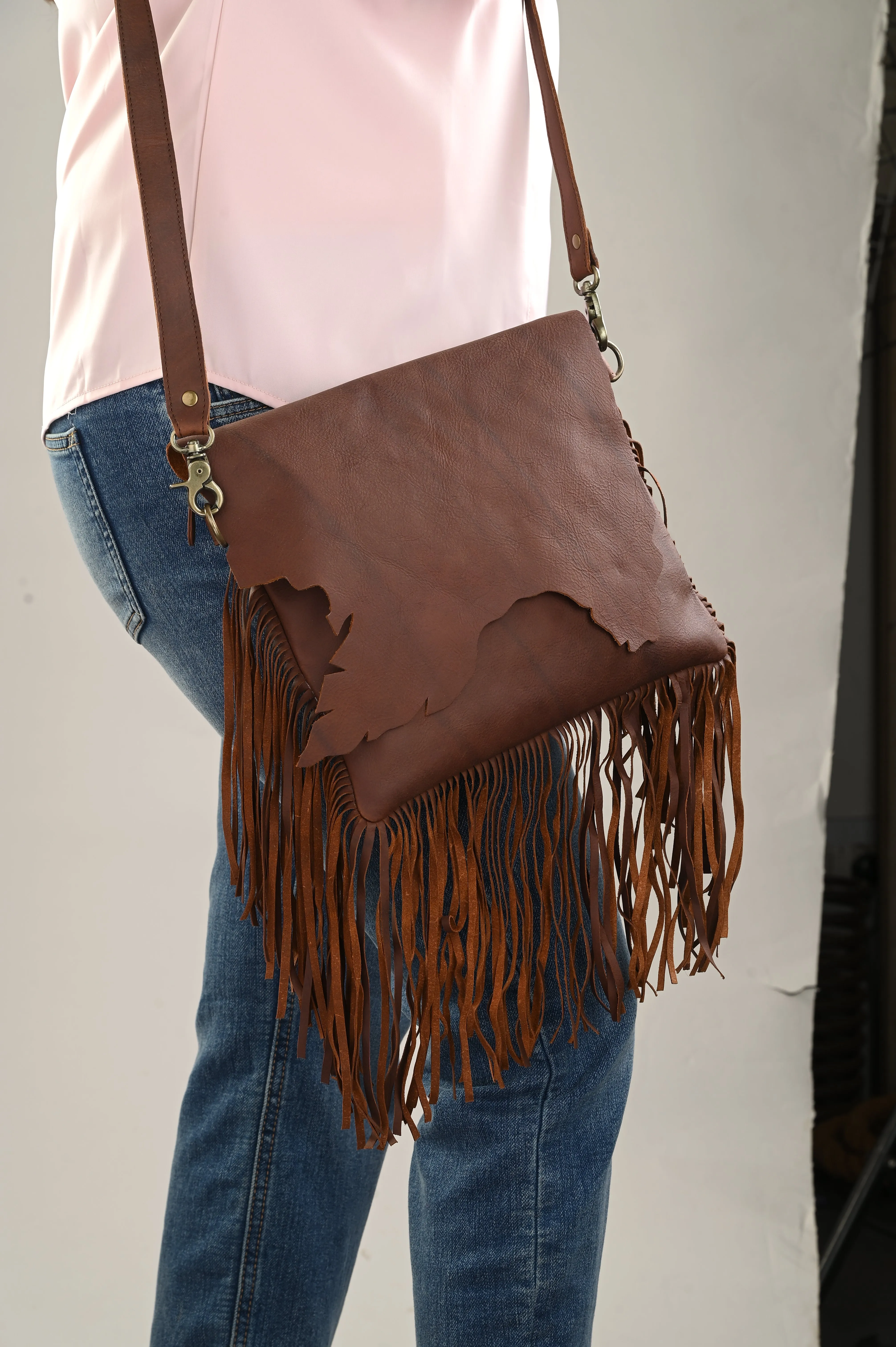 Carlo Romano By Wasan Tan color Stylish & Functional Accessory Premium Vegan Leather with tassel Hand Bags For Women
