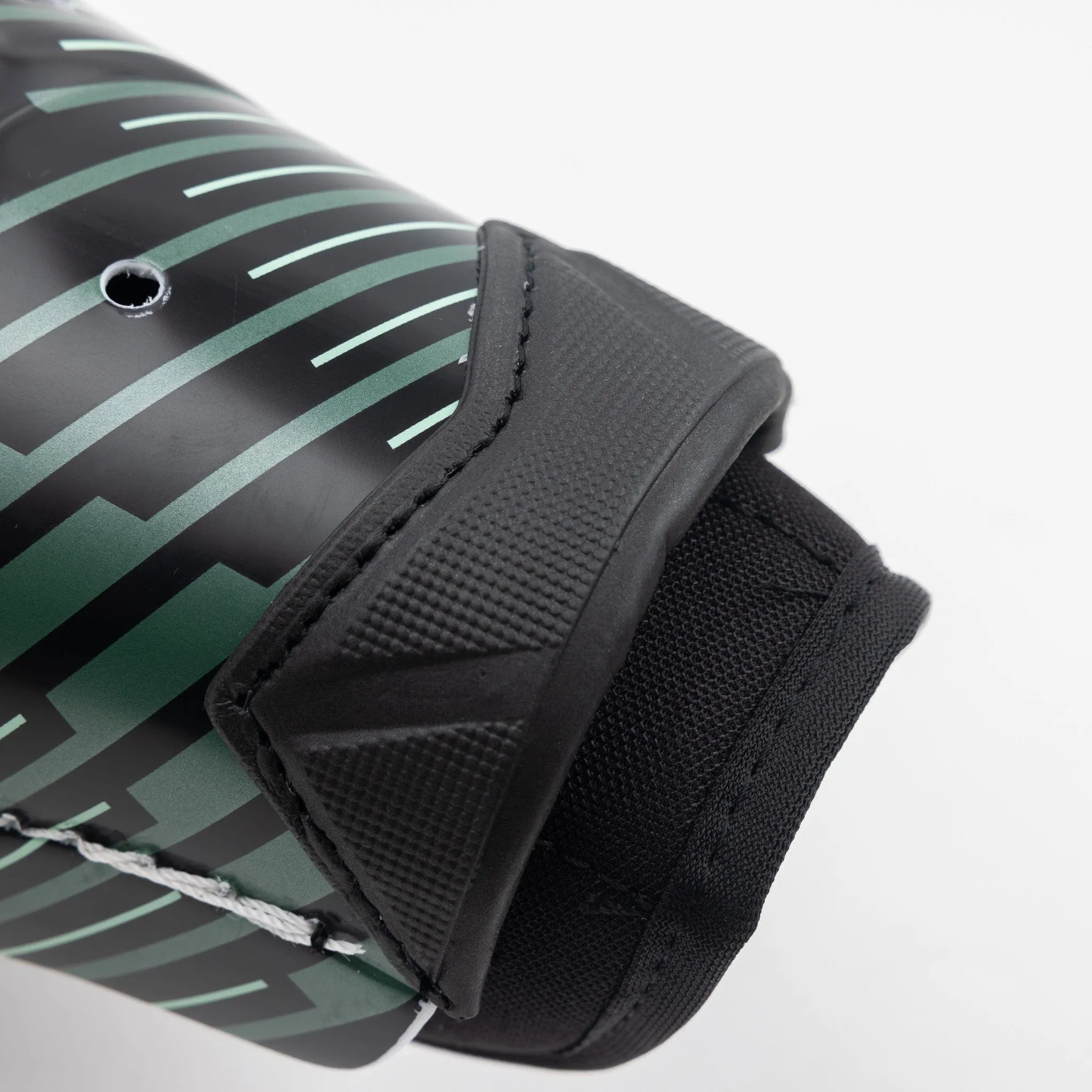 CCM Jetspeed FTW Senior Hockey Shin Guards