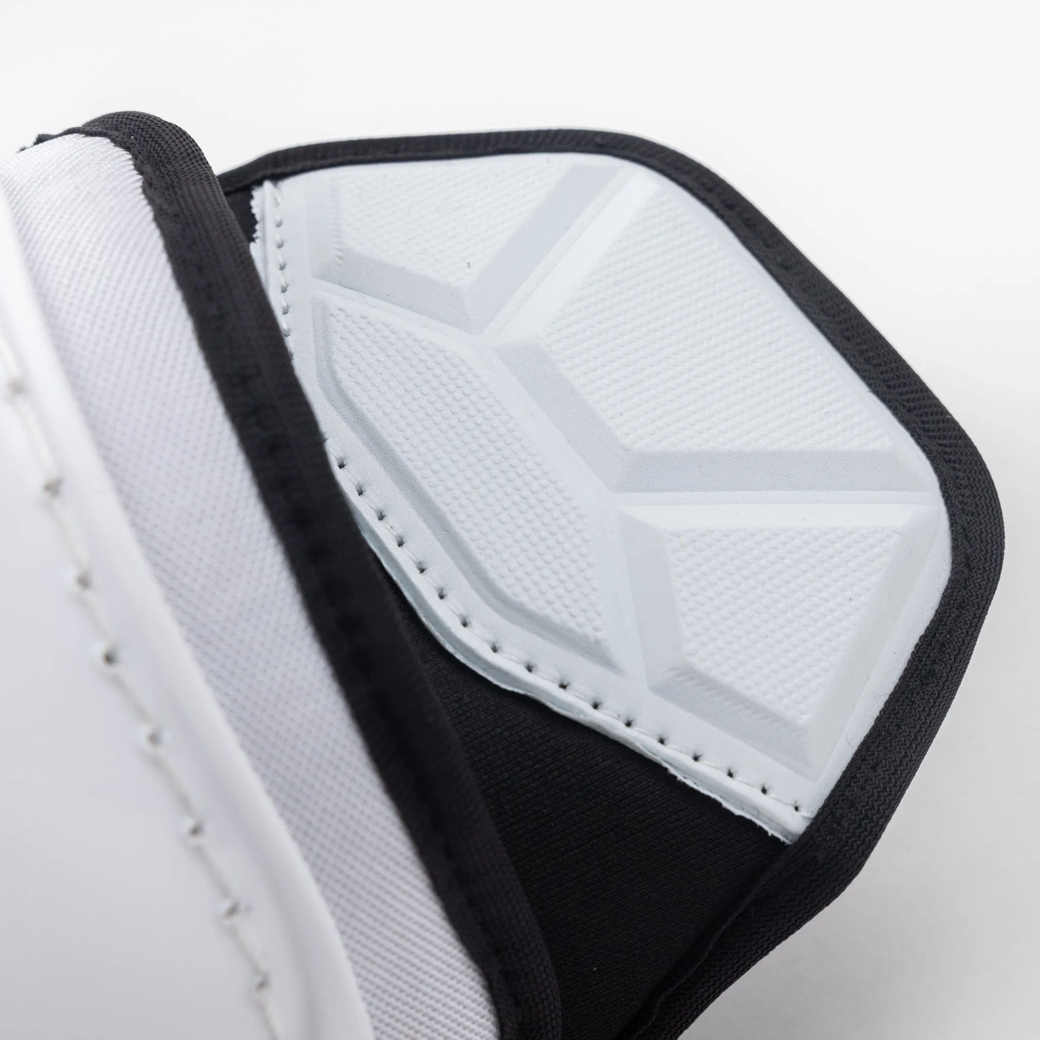 CCM Jetspeed FTW Senior Hockey Shin Guards