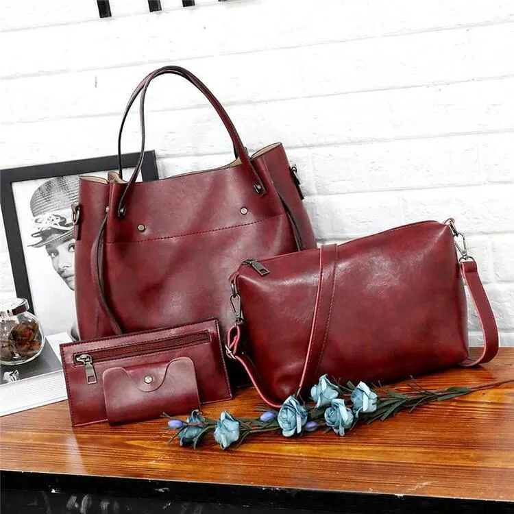 Classic | Ensemble  Soft Vintage 4-Piece Bag Set