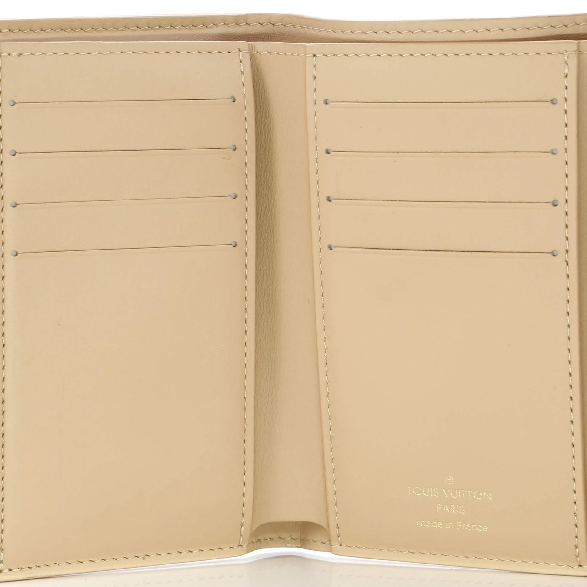 Designer Capucines Wallet Leather with Embellished Detail Compact