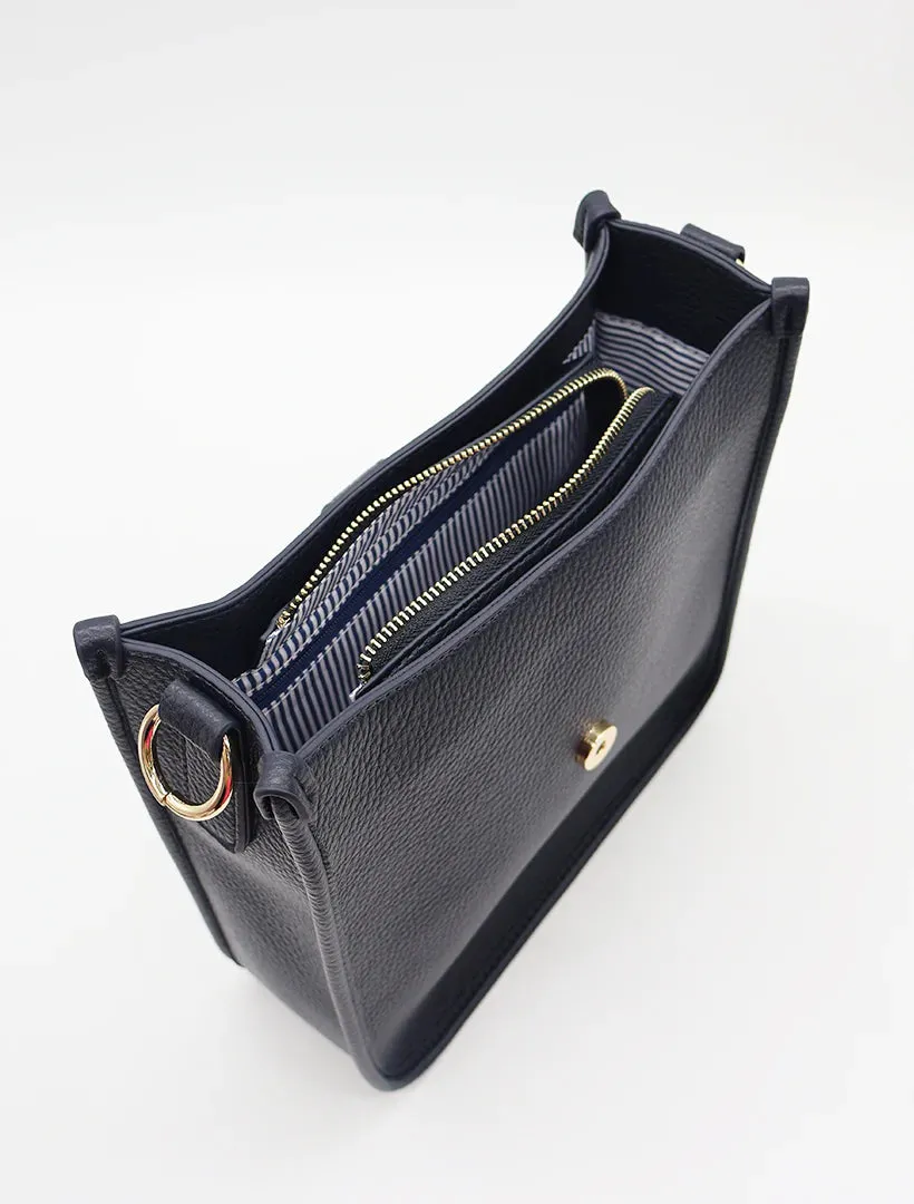 DOMINIC MAX BAG | NAVY