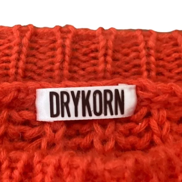 DRYKORN Fluffy Wool Alpaca Nola Sweater in Tangerine