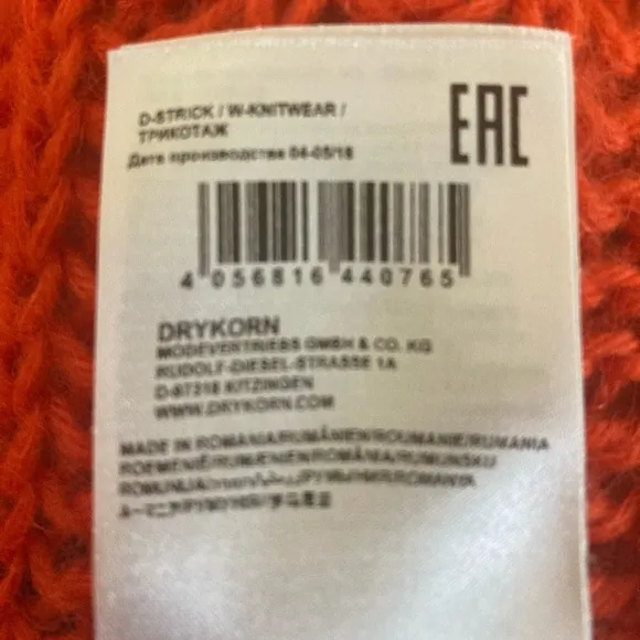 DRYKORN Fluffy Wool Alpaca Nola Sweater in Tangerine