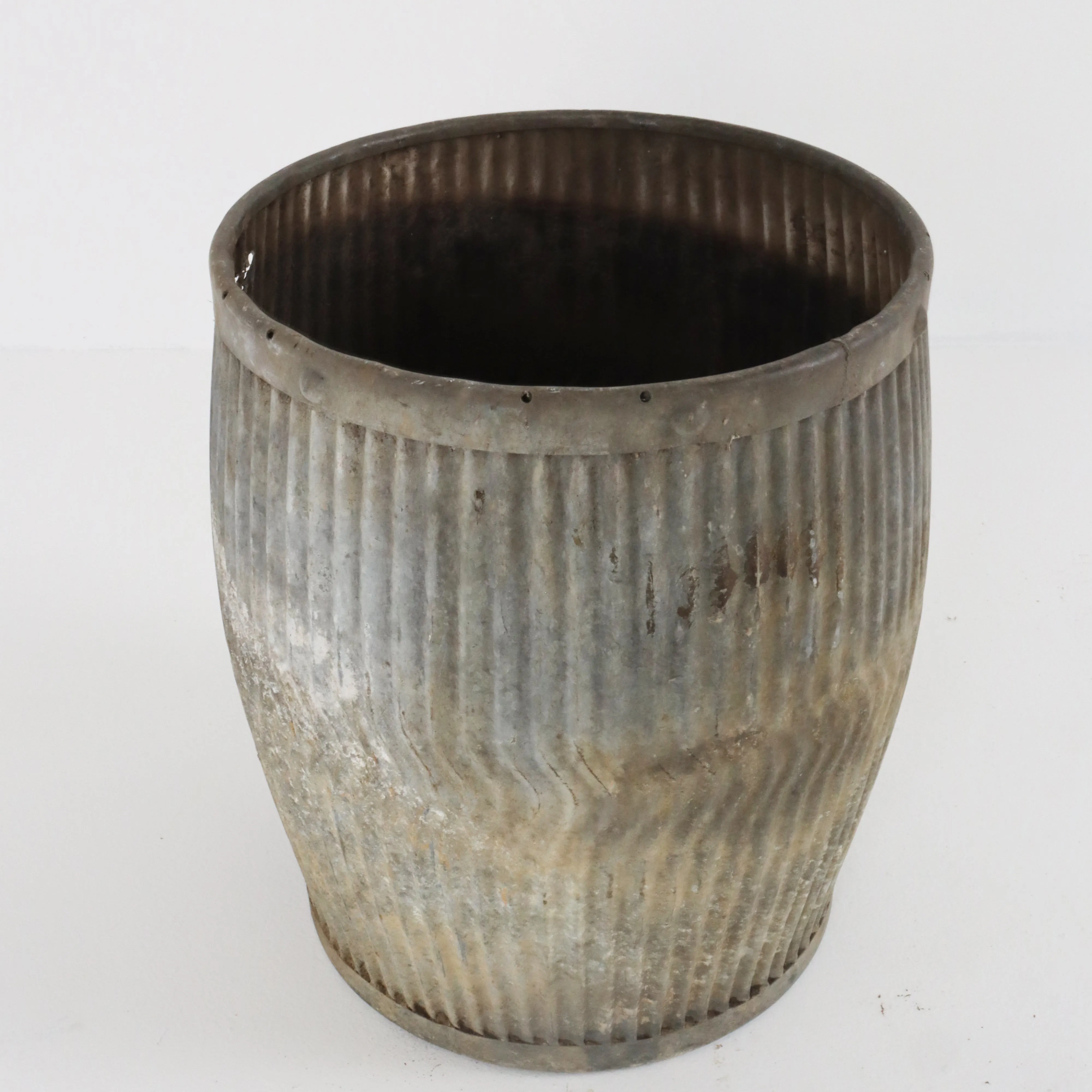 English Antique Wash Tub c1910