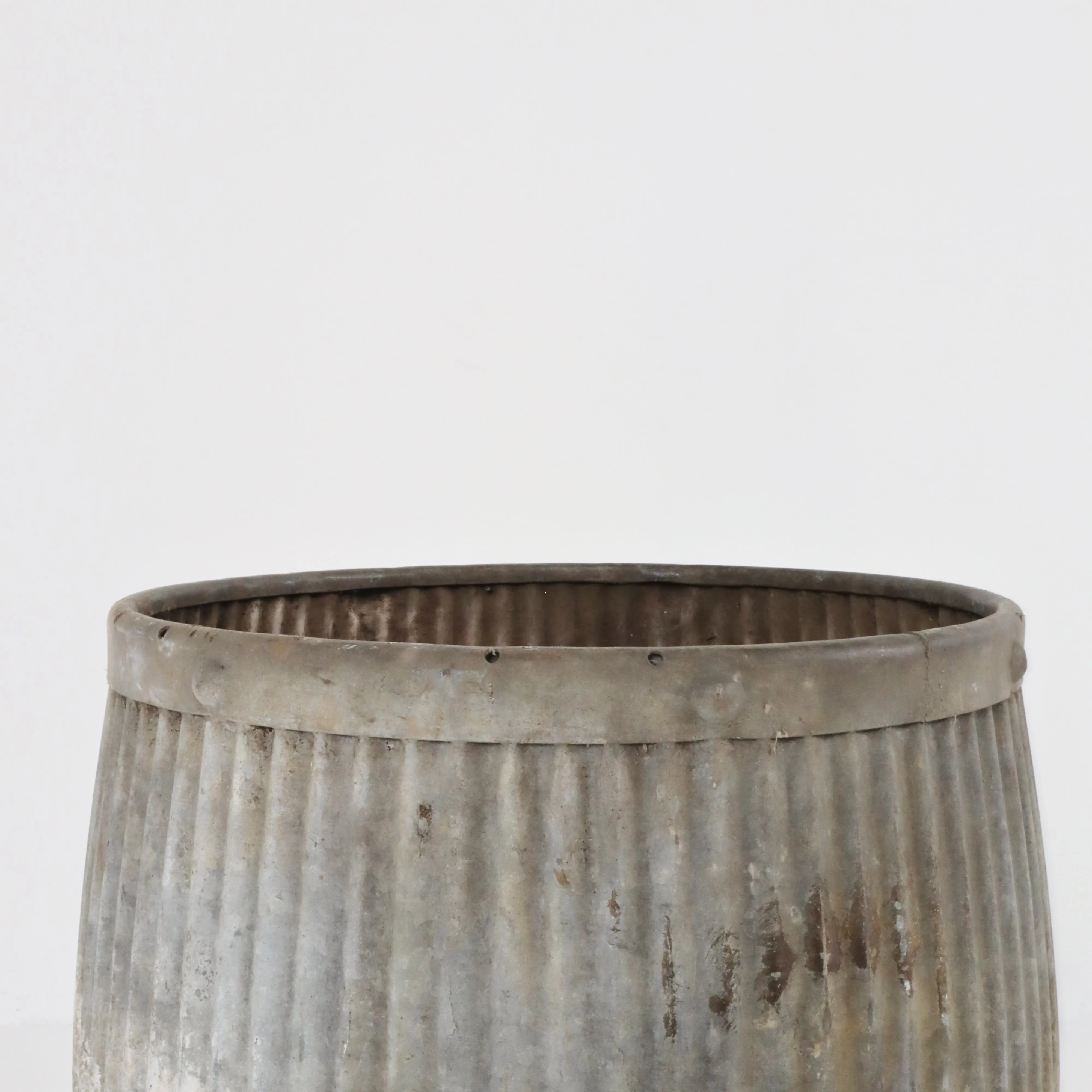 English Antique Wash Tub c1910