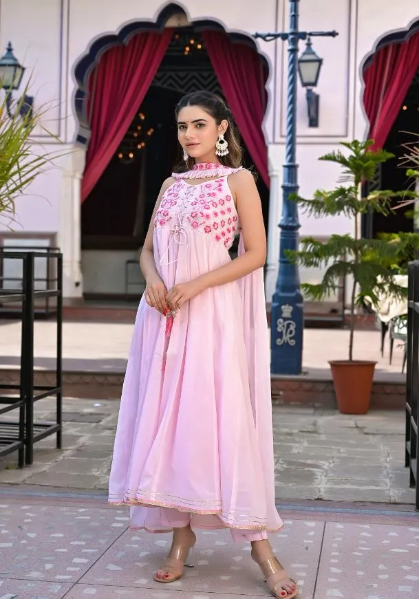 Geogette Kurta Pant Dupatta Set