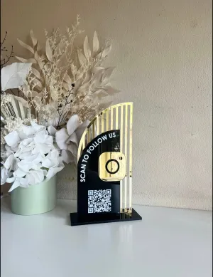Half Arch Layered Modern QR Freestanding Sign