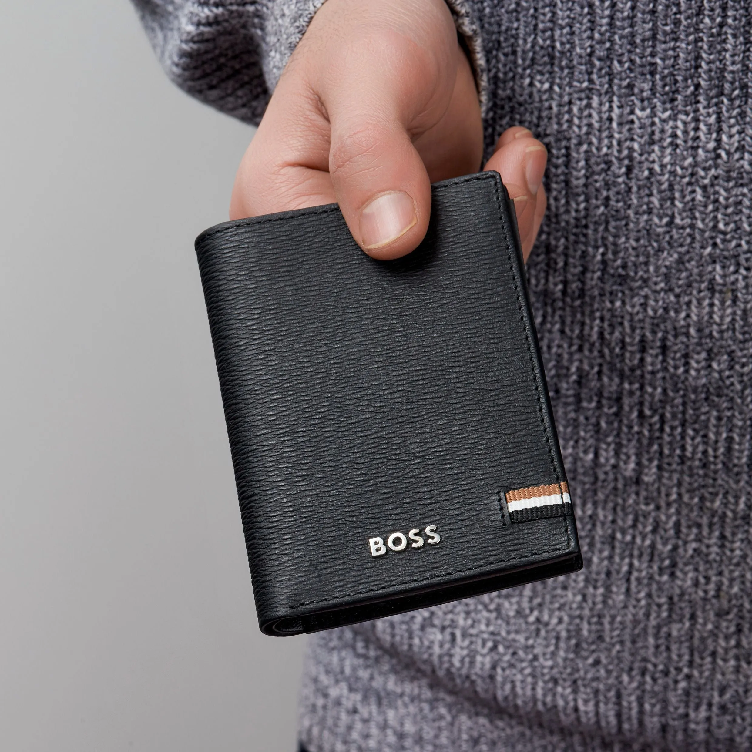 HUGO BOSS HLE421A-Folding Card holder Iconic Black