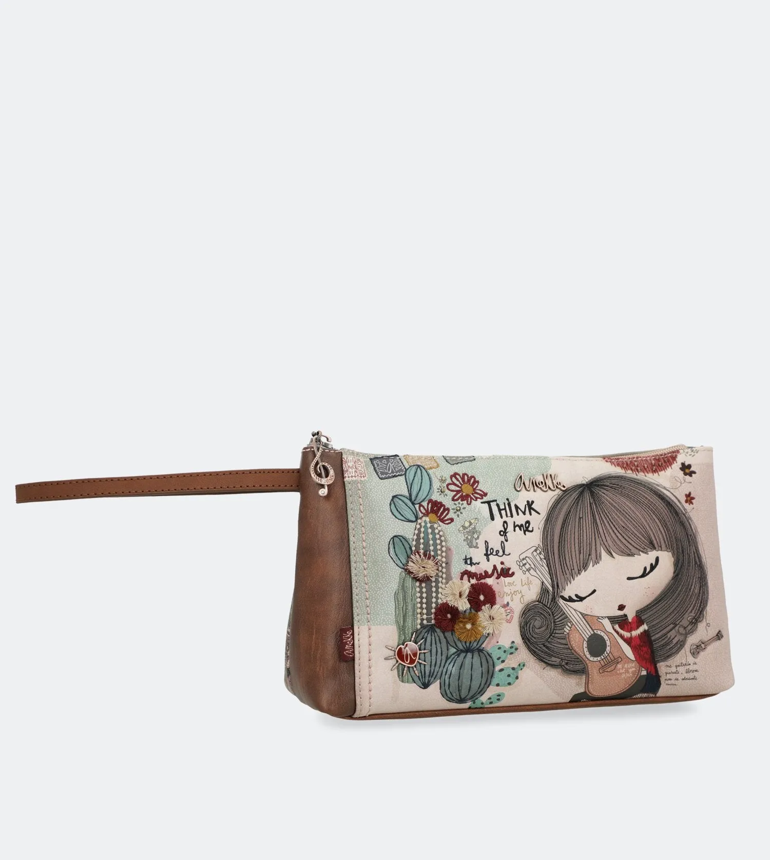 Ixchel Toiletry bag with a zip