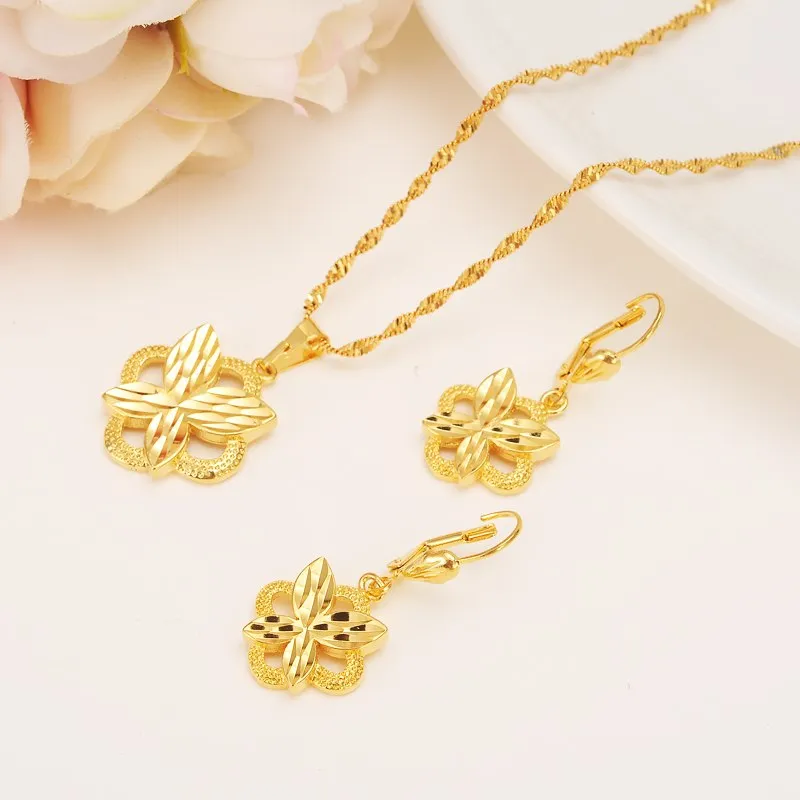Jessica James 14 k Romantic Sea Heart  Pendant