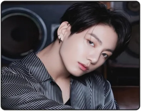 Jungkook Blanket Jeon Jung Kook Soft and Comfortable Warm Fleece Throw Full Picture of Idol Group Blankets 50"X60" Beach Blankets Gift for Dorm Room Decor Sofa Bed Camping Travel