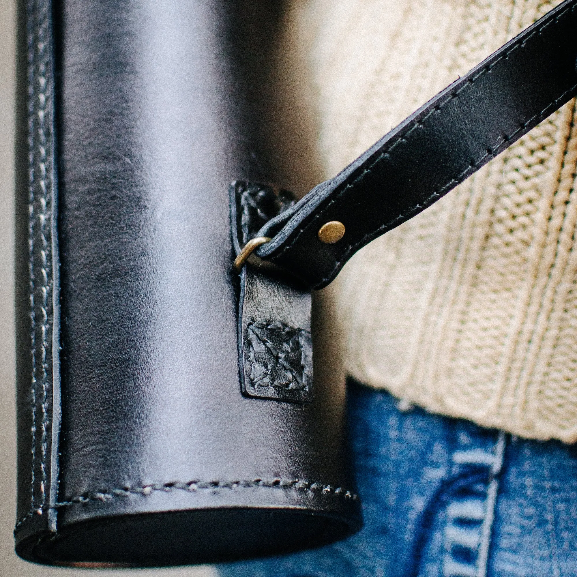 LEATHER BLUEPRINT TUBE - MAP CASE