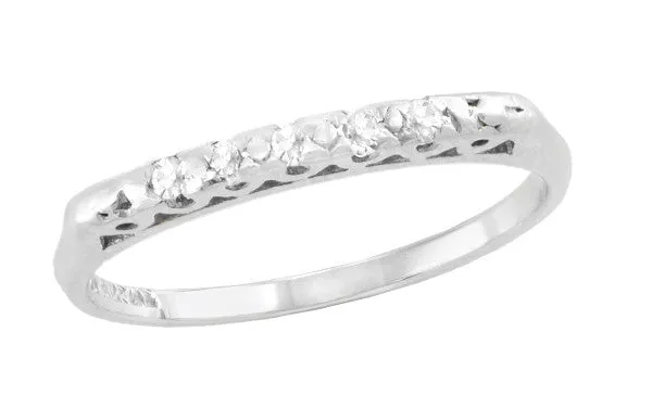 Maeve Mid Century Modern Narrow Straightline 5 Diamond Vintage Wedding Band in Platinum