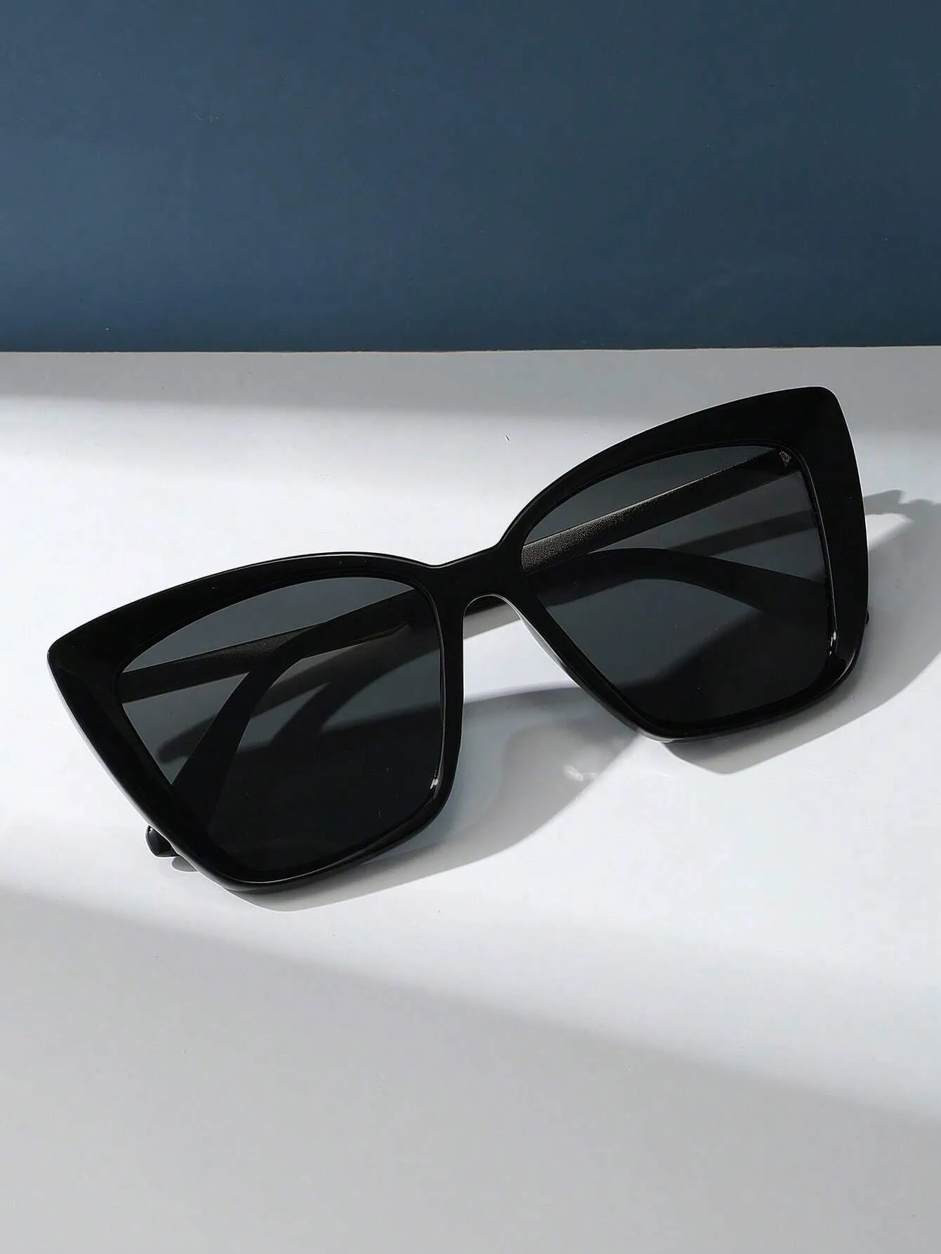 Metallic Fashion Sunglasses