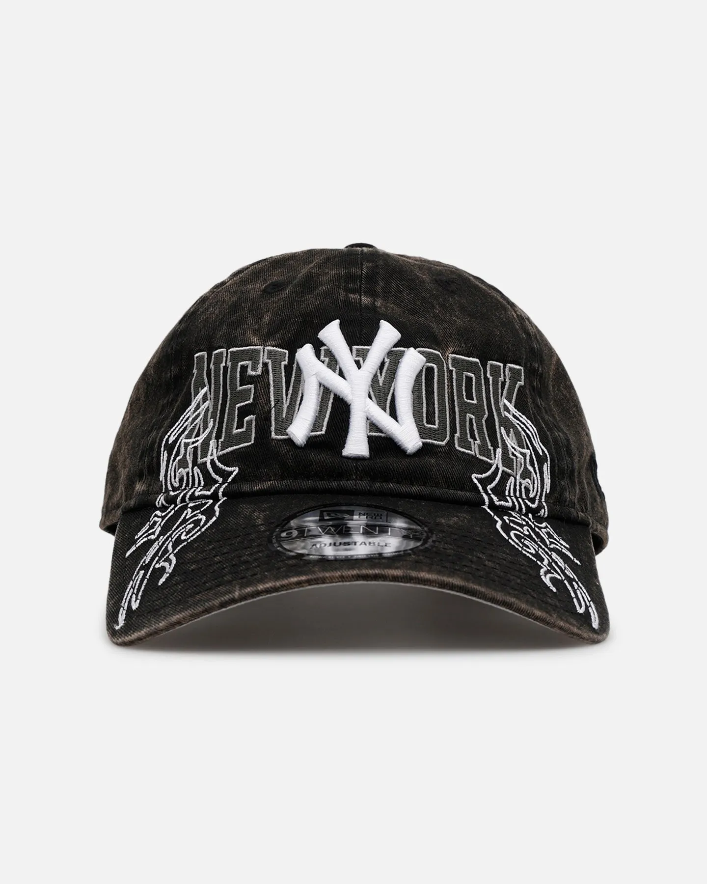 New Era New York Yankees 'Tribal' Classic Casual Strapback Washed Black