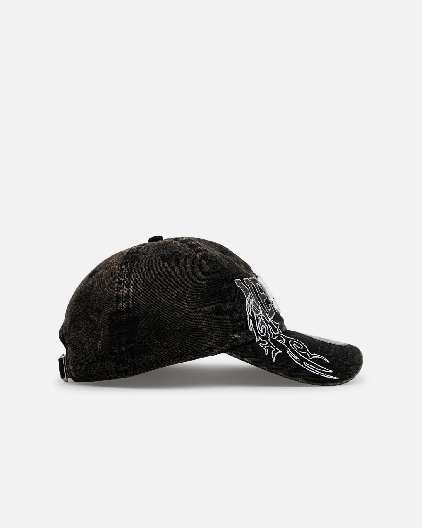New Era New York Yankees 'Tribal' Classic Casual Strapback Washed Black
