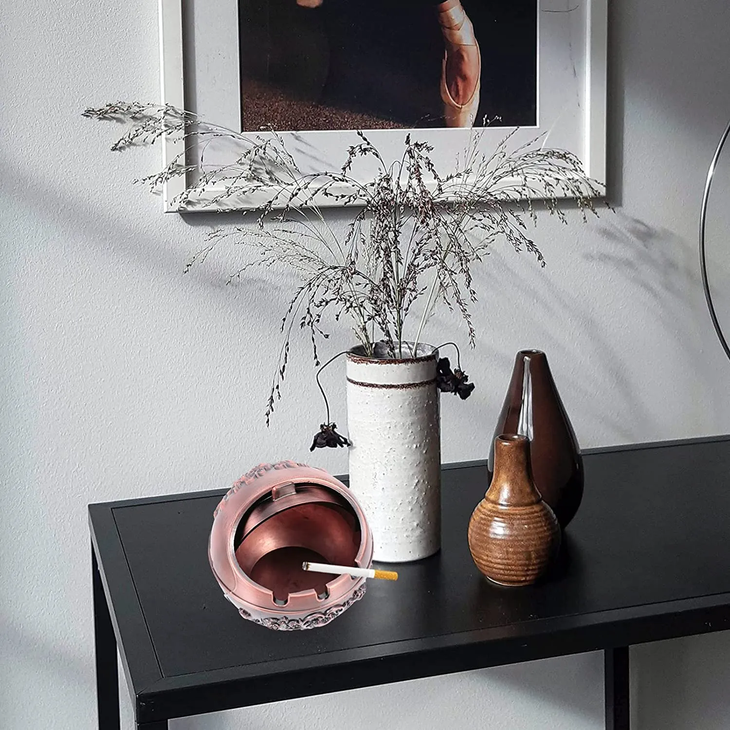 NYTRYD Ashtray Retro Ashtray Creative Personality Trend Household Living Room Anti Fly Ash Sealed Ashtray With Cover Light Luxury Ashtray