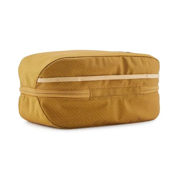 Patagonia Black Hole Cube - Pufferfish Gold w/Beeswax Tan