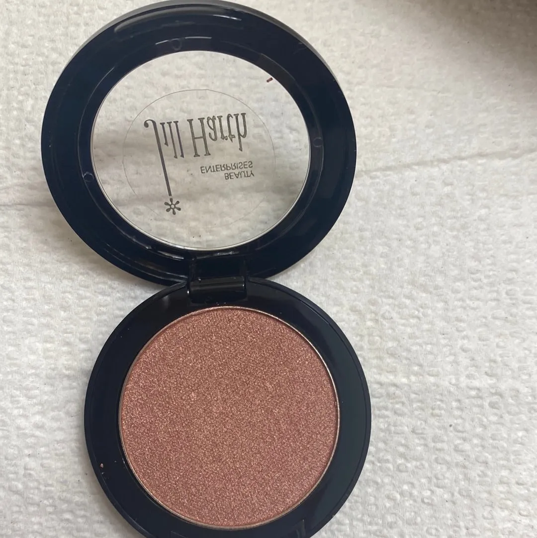 Pink Bronze Molten Powders for Eyes & Cheeks