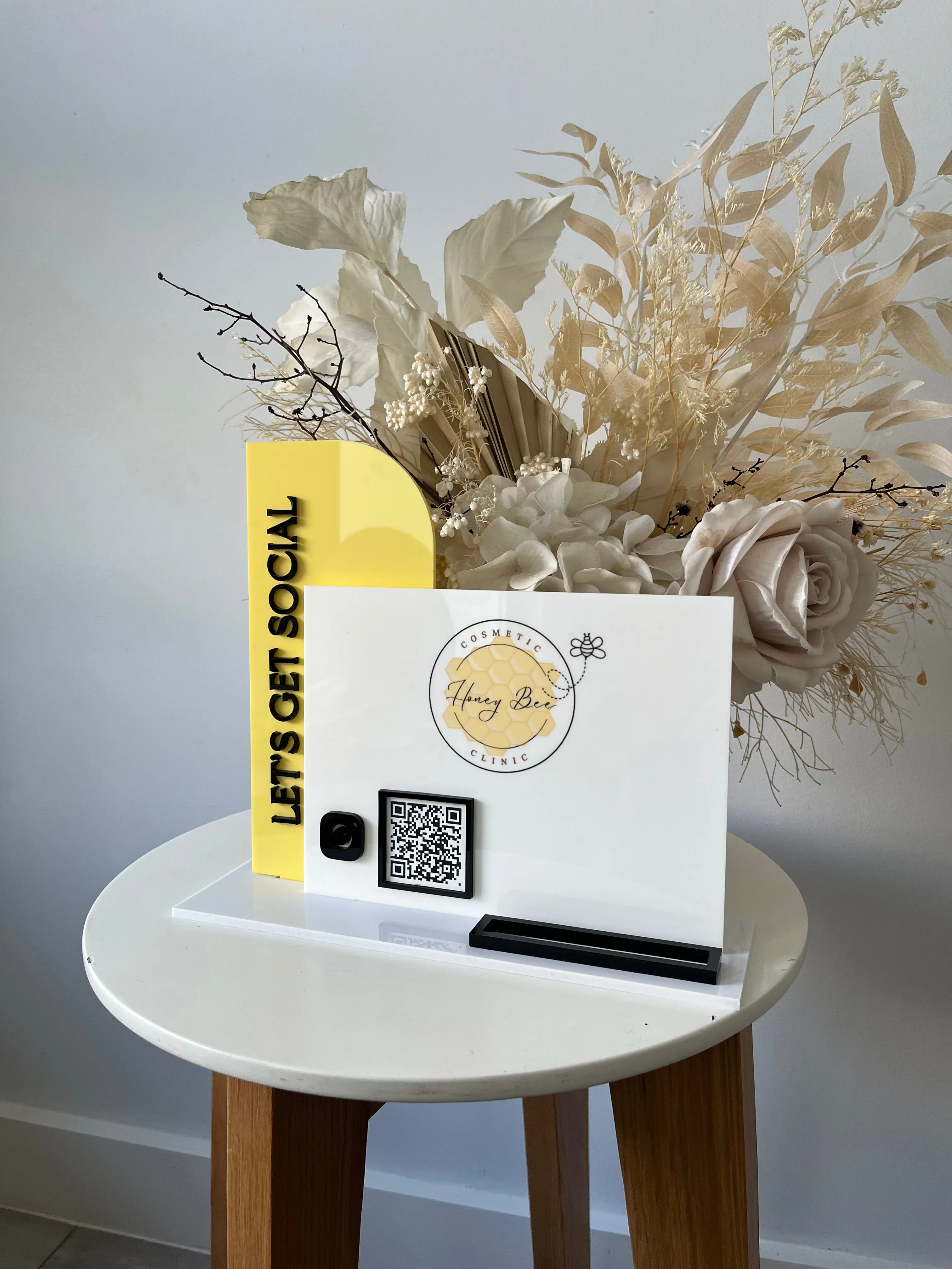 Rectangle Social, Logo, QR   Card Holder