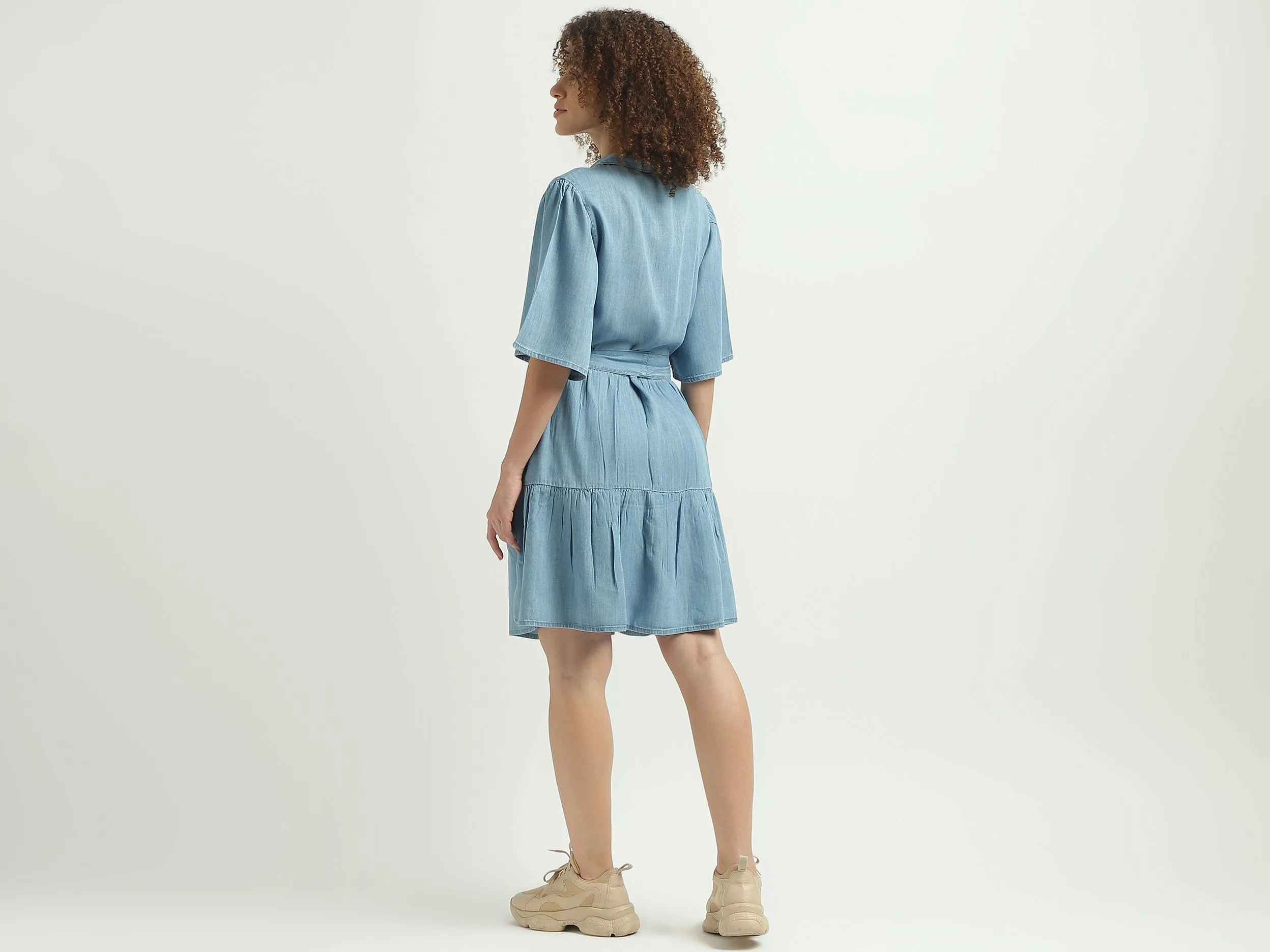 Regular Fit Spread Collar Solid Pattern Dress