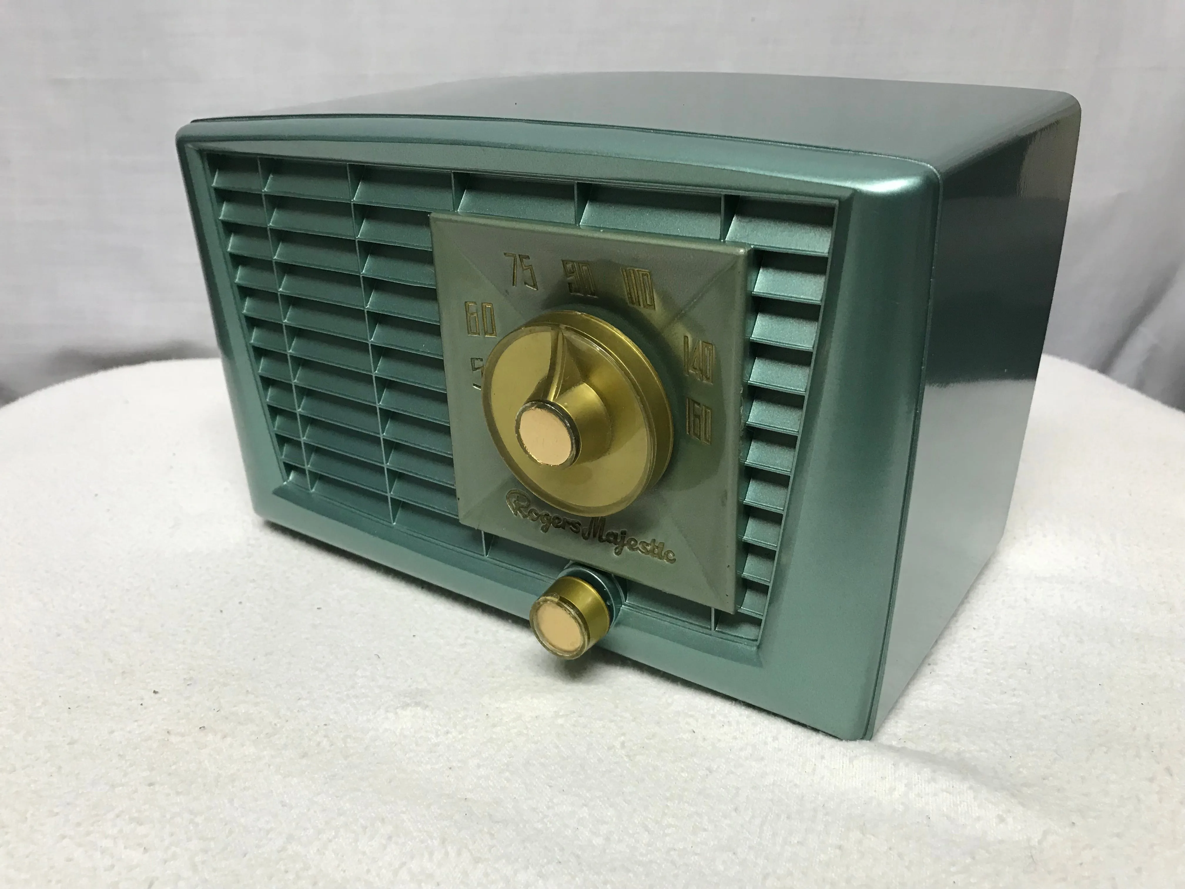 Rogers Majestic vintage retro tube radio with iphone or bluetooth Input