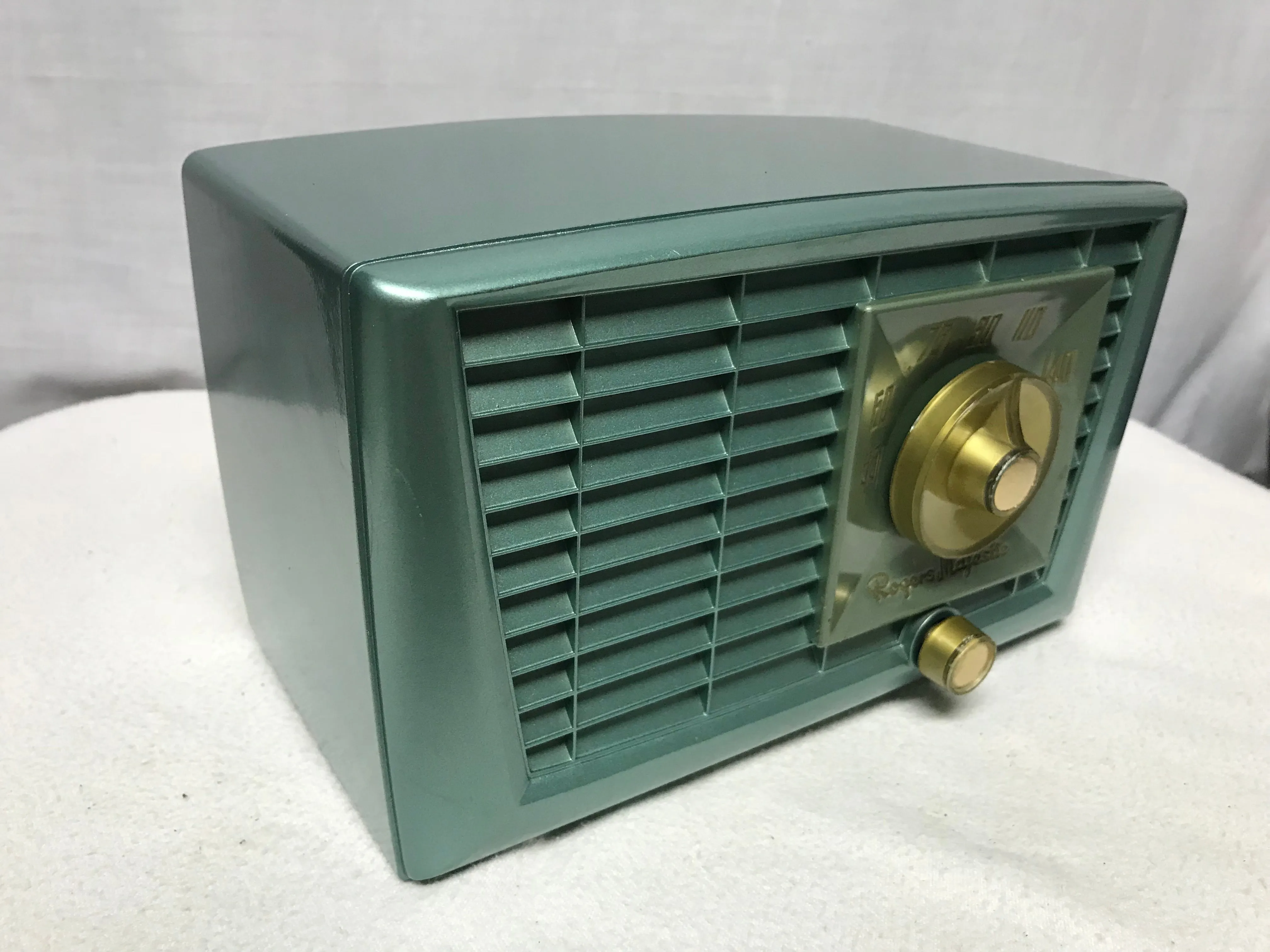 Rogers Majestic vintage retro tube radio with iphone or bluetooth Input