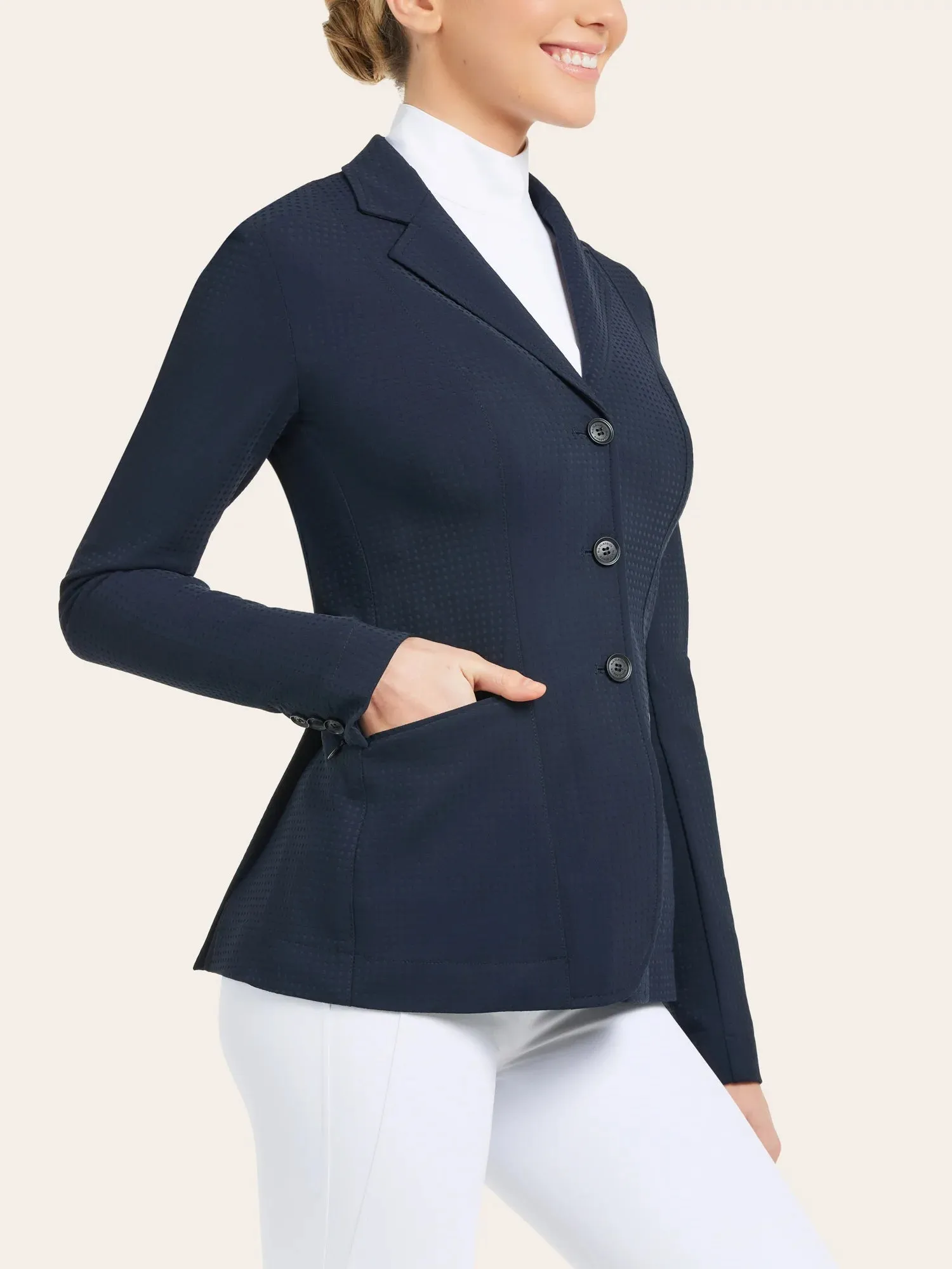 Sonoma Ventilated Show Coat