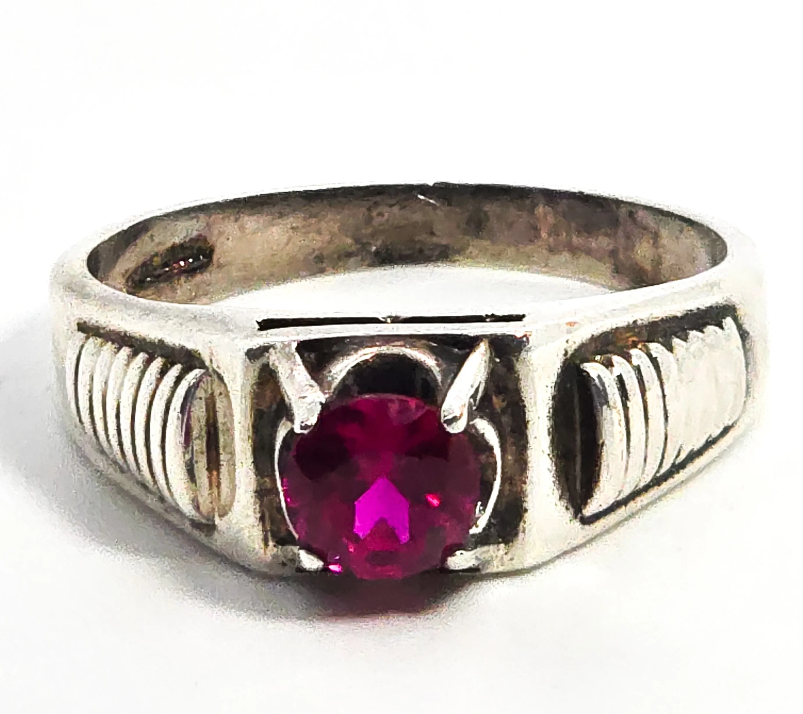 Synthetic Pink Sapphire Lind vintage retro silver plated ring size 13