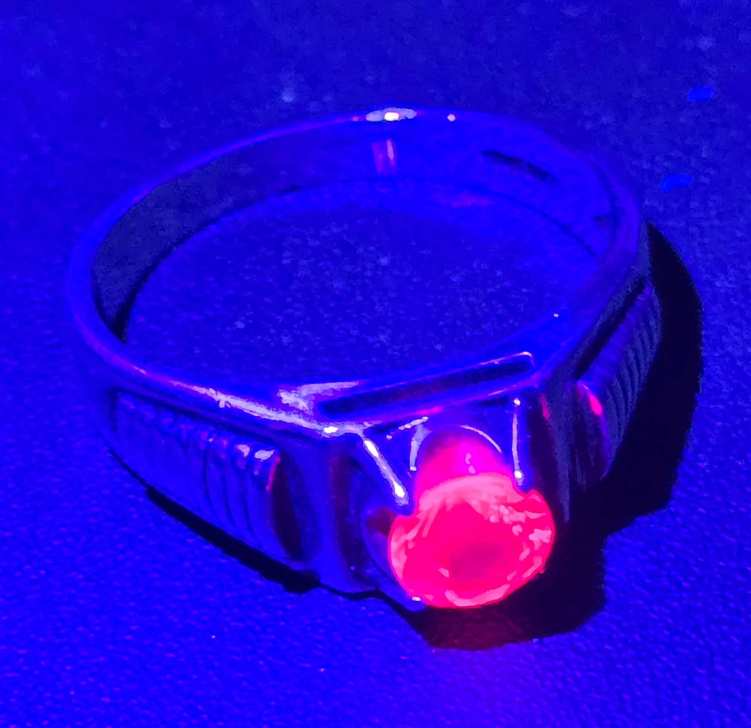 Synthetic Pink Sapphire Lind vintage retro silver plated ring size 13