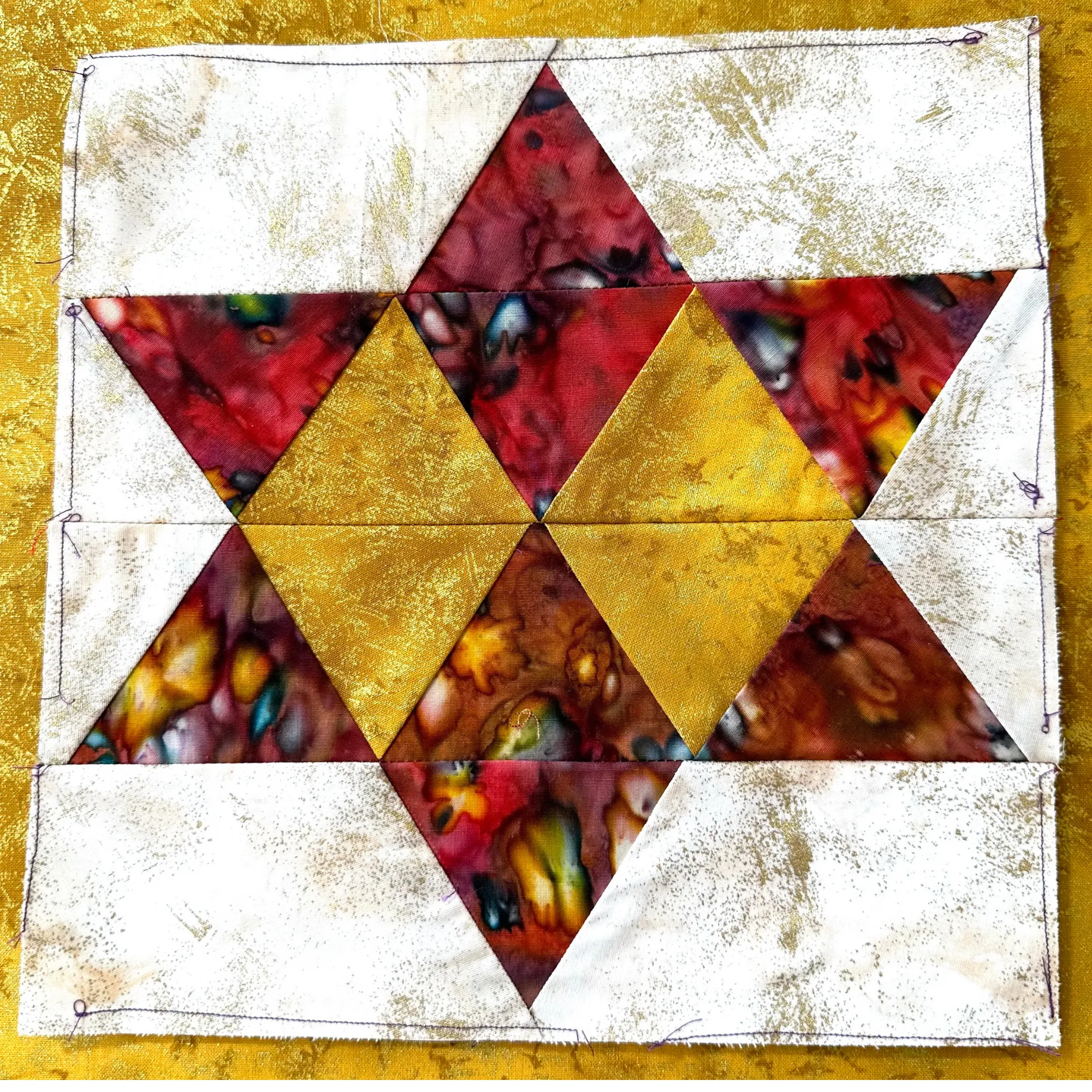 U FINISH IT - Batik Star with Gold Fairy Frost Diamond Accent #4