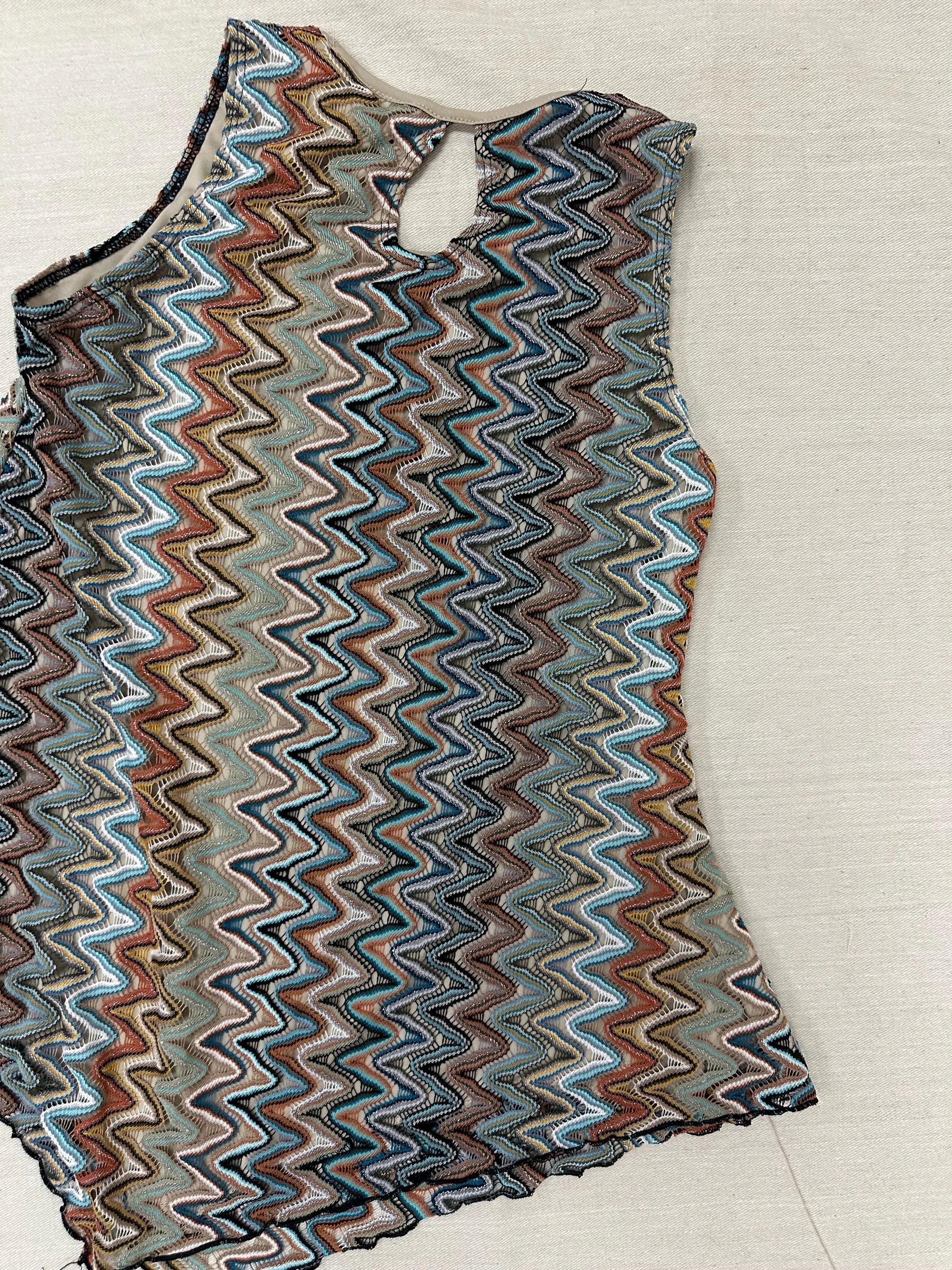 Vintage 90s Elizabeth Zig Zag Strechy Tank Top | Size Medium