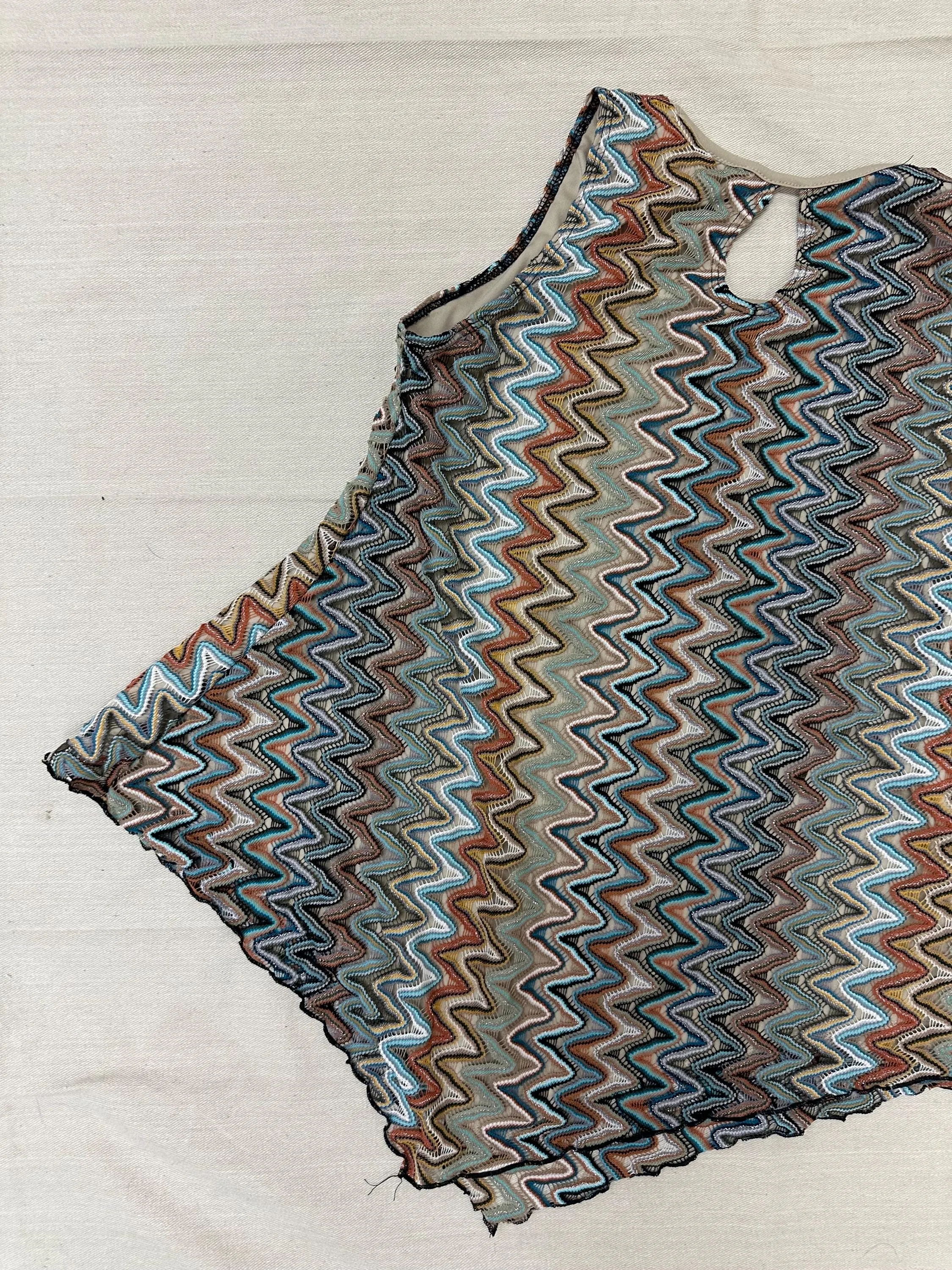 Vintage 90s Elizabeth Zig Zag Strechy Tank Top | Size Medium