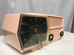 Vintage RCA Tube Clock Radio With Bluetooth input.